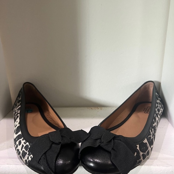NEW COACH FLATS CHEETAH - Picture 3 of 5